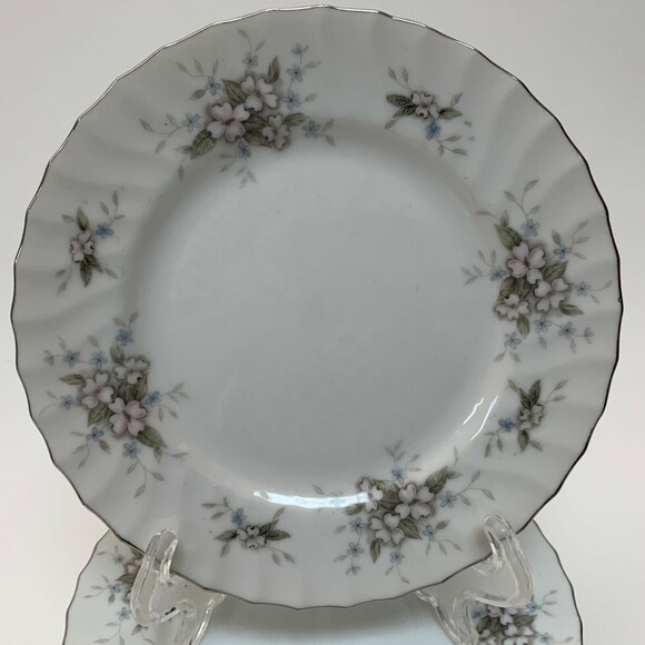 Mikasa Lady Margaret 9309 Bread and Butter Plates Japan Floral Lot of 7 - Picture 2 of 6
